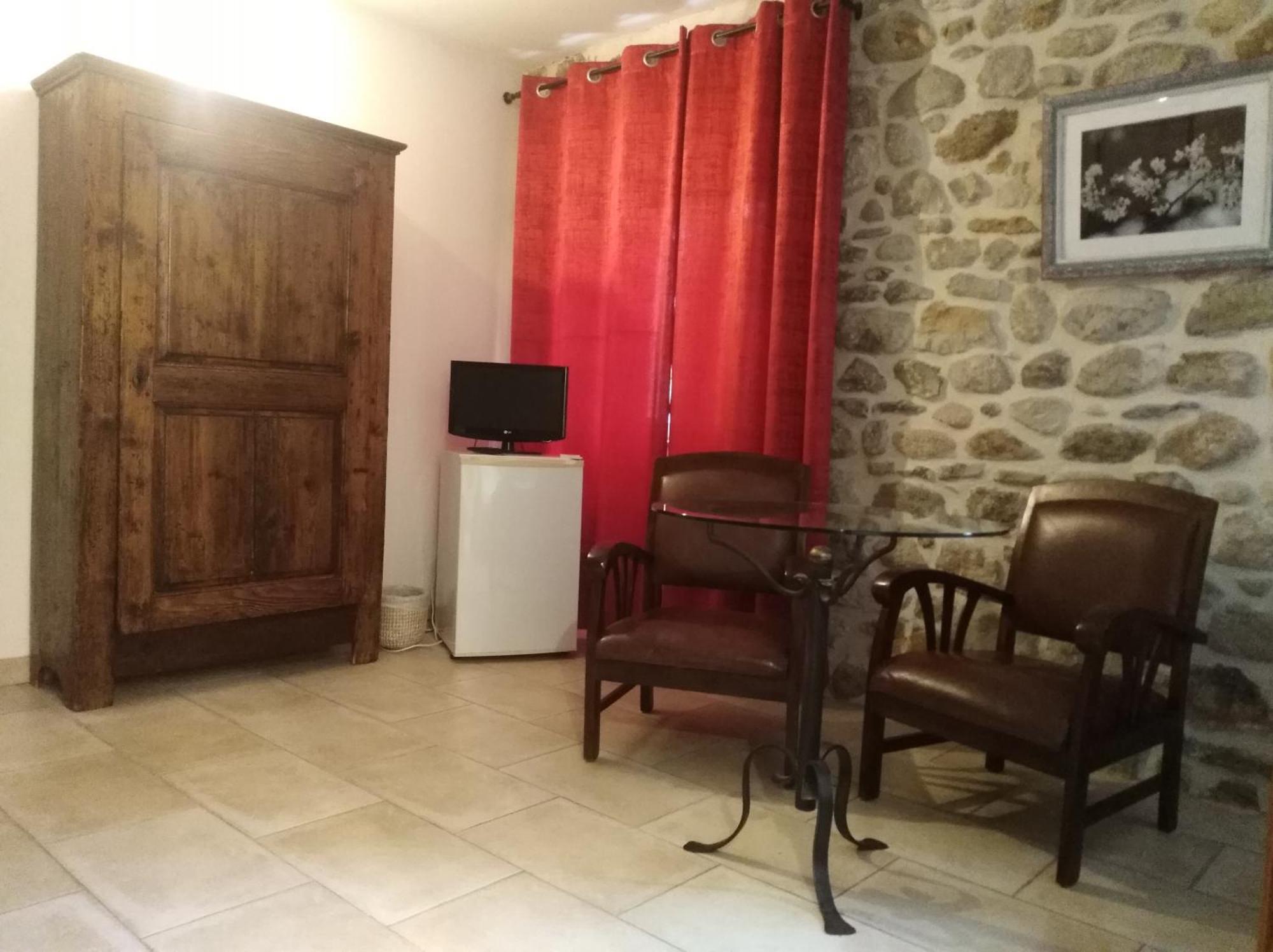 Le Mas De La Musardiere Chambres D Hotes Les Assions Exterior foto